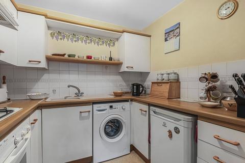39 Hanson Close, Beckenham, BR3 1WJ