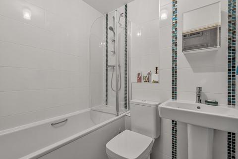 39 Hanson Close, Beckenham, BR3 1WJ