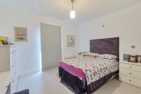 Flat 1, Roseneath Mansions, 59 Woodside Avenue, London, N10 3JA