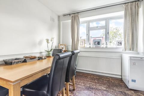 121 Eltham Road, London, SE12 8UG