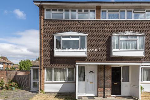 121 Eltham Road, London, SE12 8UG