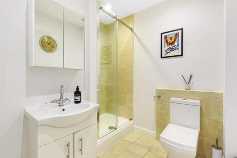 Flat 3, 1 Semley Road, London, SW16 4PS