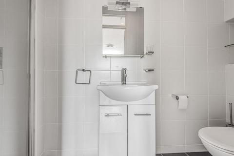 8 Shannon Way, Beckenham, BR3 1WG