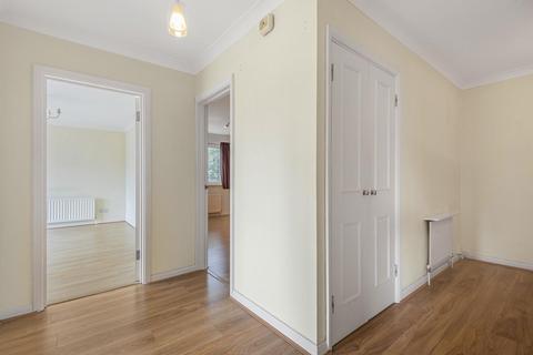 8 Shannon Way, Beckenham, BR3 1WG