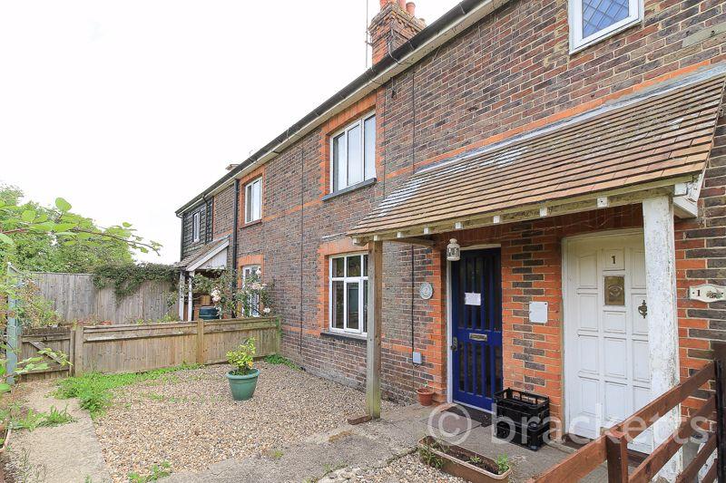 Blackham, Tunbridge Wells 2 bed terraced house £325,000