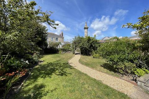 6 bedroom end of terrace house for sale - Falmouth Road, Truro