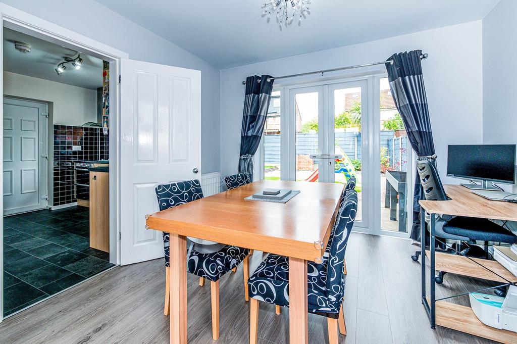 Cross Knowle View, Davyhulme, Manchester, M41 3 bed semidetached house