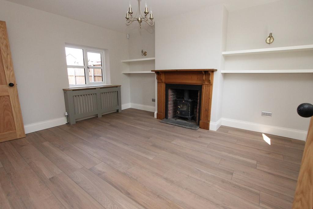 Hartle Lane, Belbroughton, Stourbridge, DY9 3 bed cottage for sale £