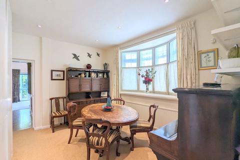 115 Hounslow Road, Feltham, TW14 0BB