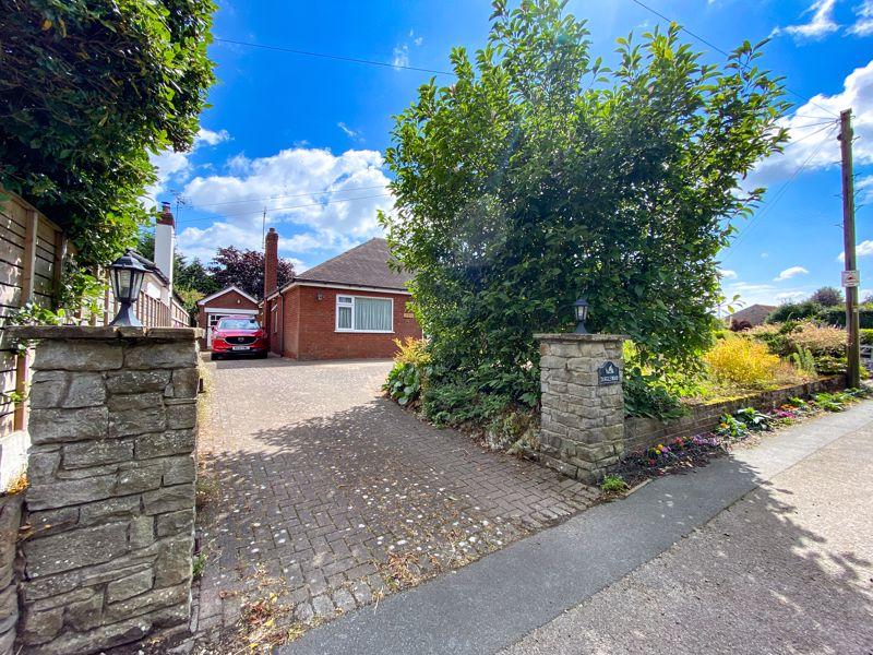 Brereton Heath Lane, Congleton 3 bed detached bungalow for sale £425,000