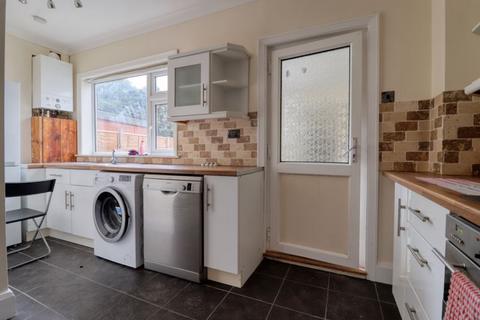 3 bedroom property to rent, North Parade, Scunthorpe