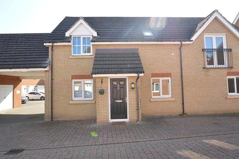 2 bedroom apartment to rent - Baden Powell Close,, Chelmsford,, CM2