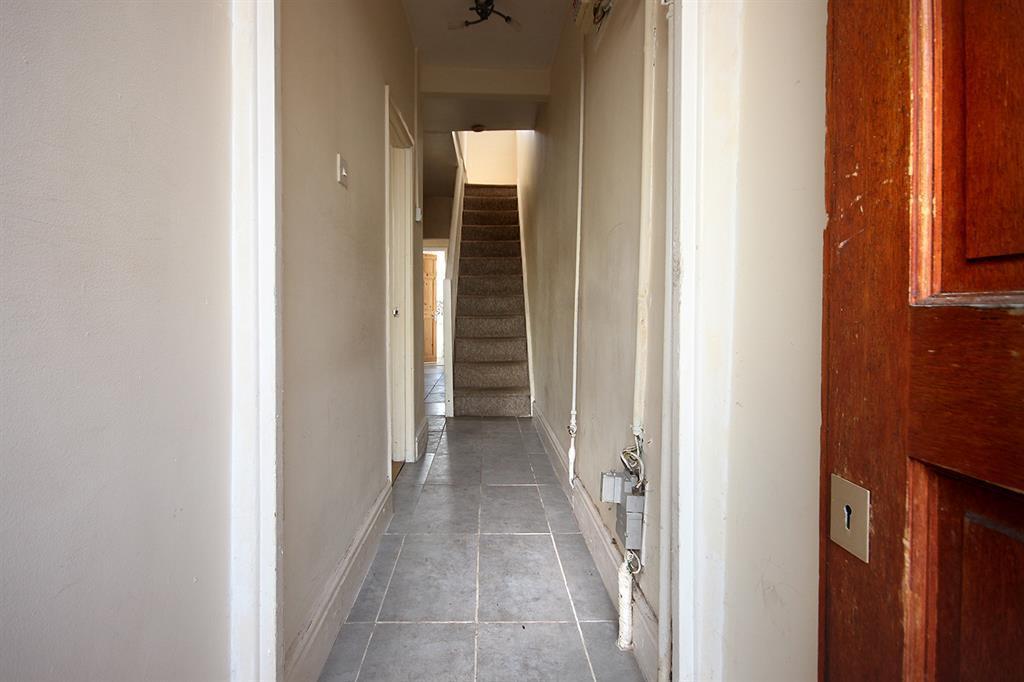 ENTRANCE &amp; HALLWAY