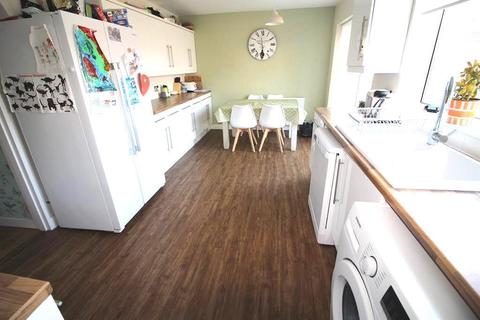 9 Streamside Road, Chipping Sodbury, Bristol, BS37 6HH