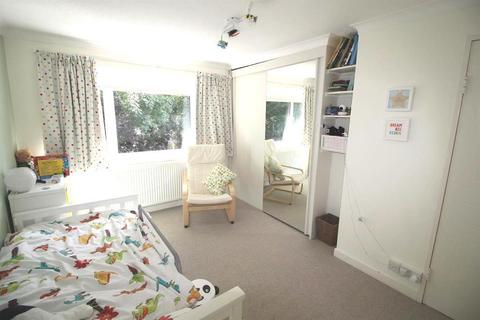 9 Streamside Road, Chipping Sodbury, Bristol, BS37 6HH