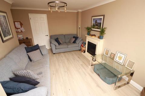 37 Whitley Close, Yate, Bristol, BS37 5XX