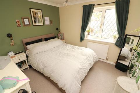 37 Whitley Close, Yate, Bristol, BS37 5XX