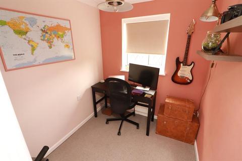 37 Whitley Close, Yate, Bristol, BS37 5XX