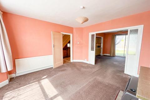 3 bedroom end of terrace house for sale - Stoneleigh Walk, Bristol, BS4 2RL