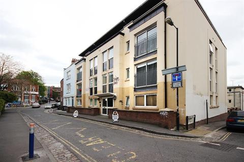 Flat 3, The Azure, 36 Bath Buildings, Bristol, BS6 5QL