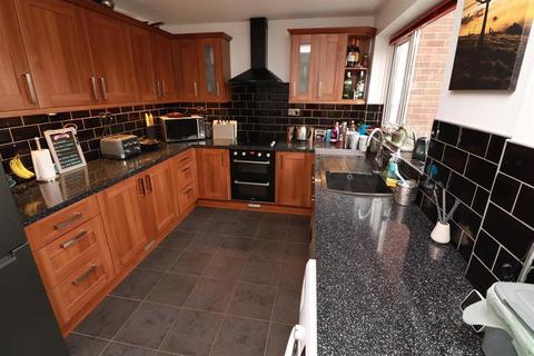 118 Littledean, Yate, Bristol, BS37 8UH