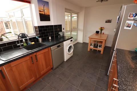 118 Littledean, Yate, Bristol, BS37 8UH