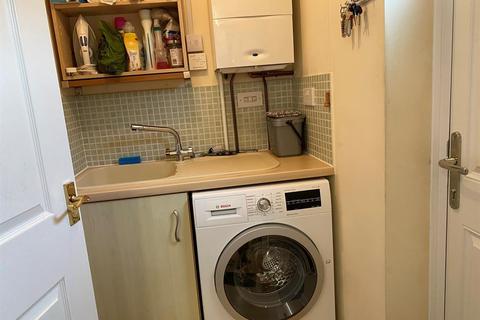 23 Downham View, Dursley, GL11 5GB