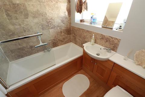 94 Longford, Yate, Bristol, BS37 4JW