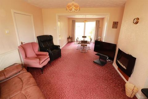 62 Windsor Drive, Yate, Bristol, BS37 5DY