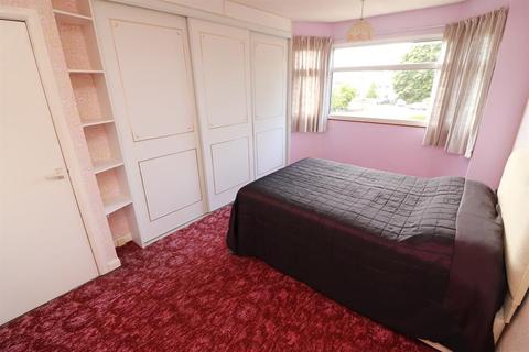 62 Windsor Drive, Yate, Bristol, BS37 5DY