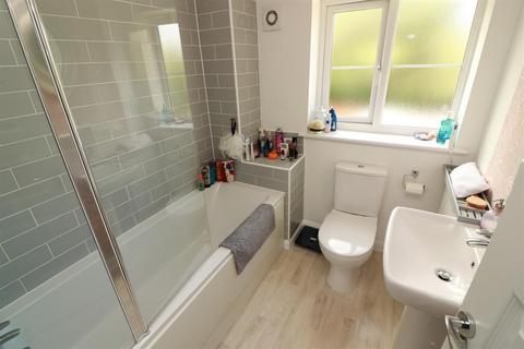 31 Blackberry Close, Yate, Bristol, BS37 7DE