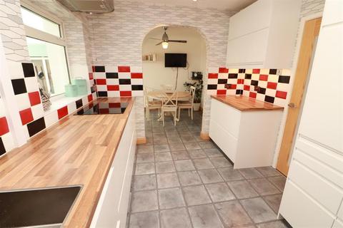88 Highworth Crescent, Yate, Bristol, BS37 4HL