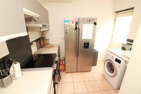 17 Stanshawe Crescent, Yate, Bristol, BS37 4EB