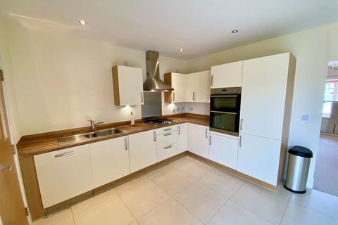 7 Budding Way, Dursley, GL11 5BE