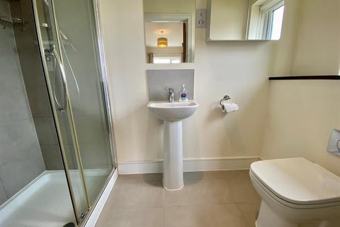 7 Budding Way, Dursley, GL11 5BE