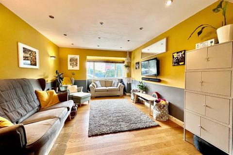 7 Gloucester Road, Newtown, Berkeley, GL13 9NJ