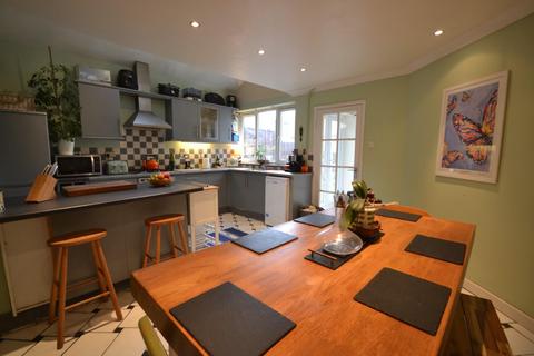 7 Gloucester Road, Newtown, Berkeley, GL13 9NJ