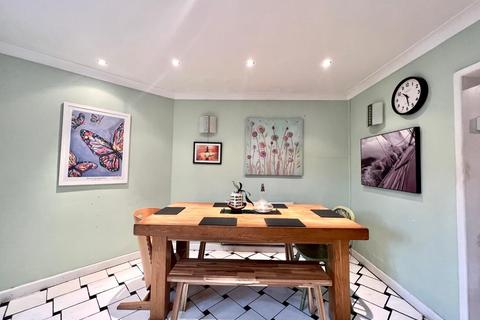 7 Gloucester Road, Newtown, Berkeley, GL13 9NJ