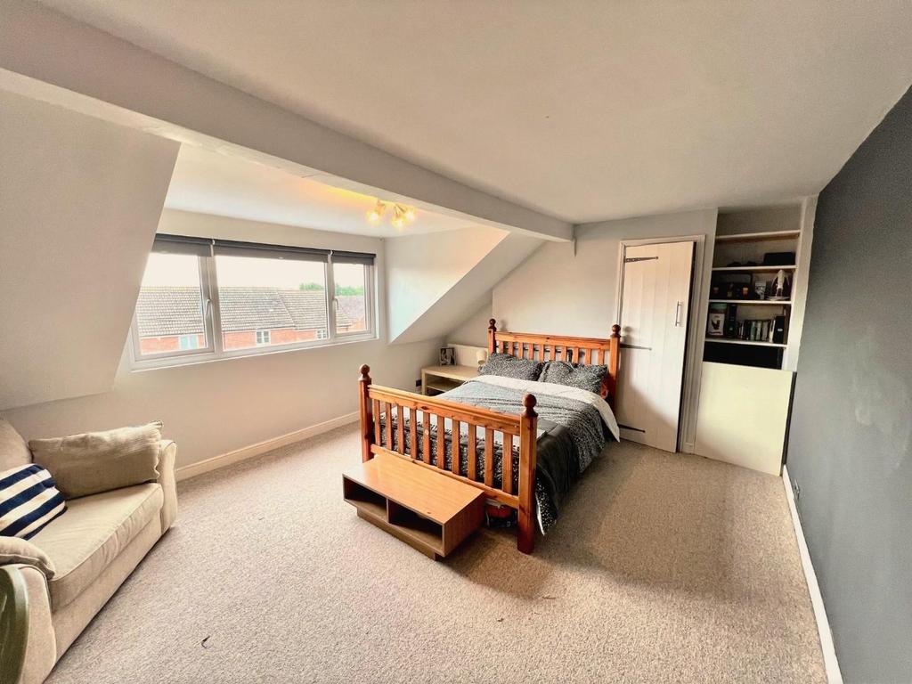 Bedroom.jpg