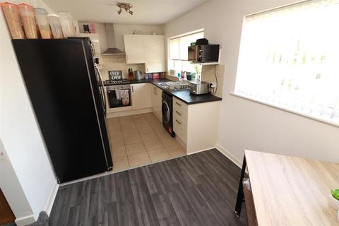 28a Birkdale, Yate, Bristol, BS37 4EX