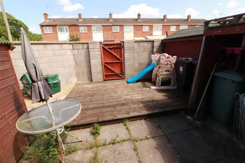 28a Birkdale, Yate, Bristol, BS37 4EX