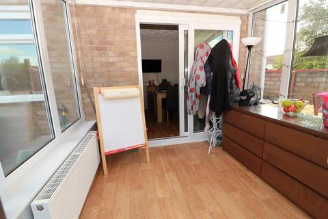 143 Littledean, Yate, Bristol, BS37 8UJ