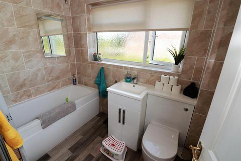 143 Littledean, Yate, Bristol, BS37 8UJ