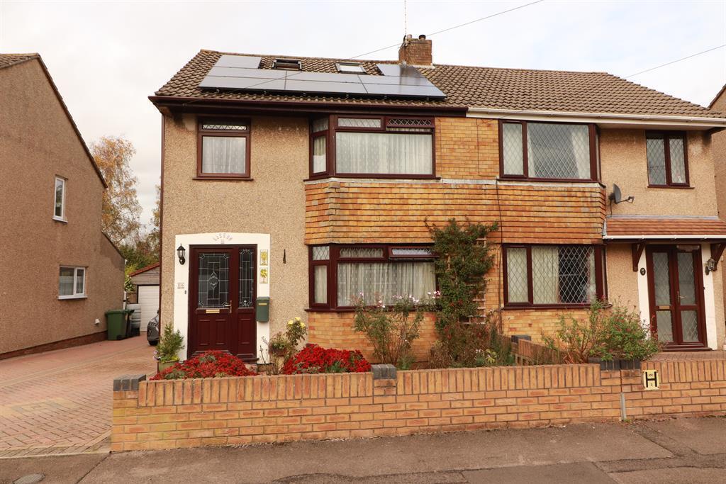 Tyndale Avenue, Yate, Bristol, BS37 5EU 4 bed semidetached house £