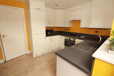 74 Long Croft, Yate, Bristol, BS37 7YW