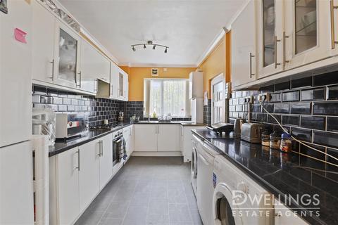 58 Blackpool Street, Burton-on-trent, DE14 3AR