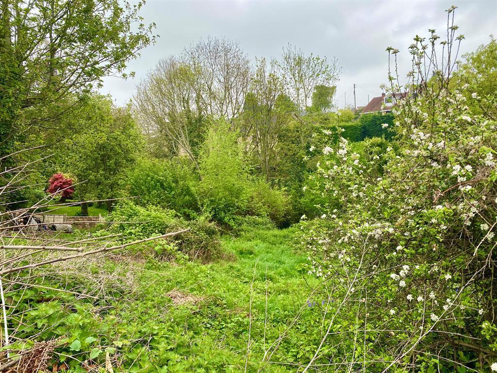 Taits Hill Road Stinchcombe Dursley Gl11 6pr 3 Bed Detached House