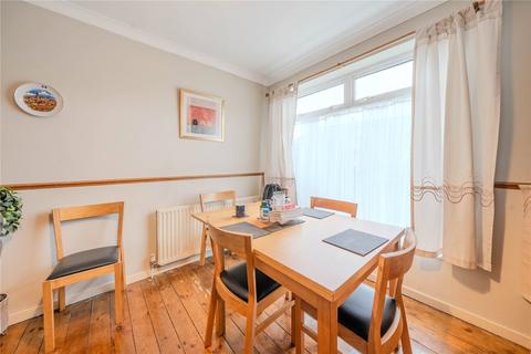 3 bedroom end of terrace house for sale, Queenshill Garth, Leeds, West Yorkshire