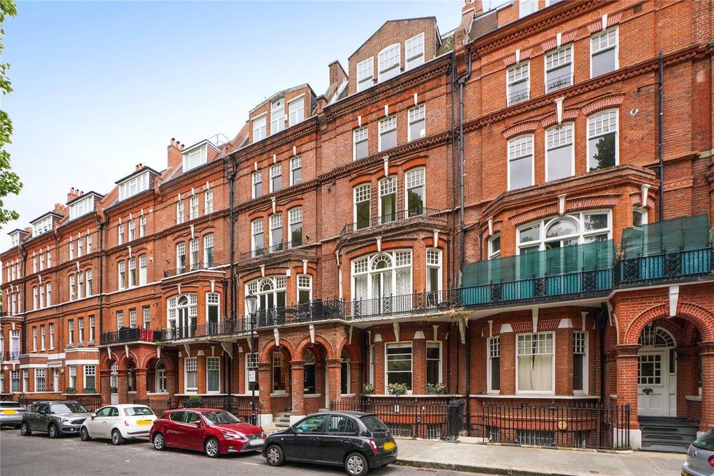 Elm Park Gardens, London, SW10 1 bed apartment £495,000
