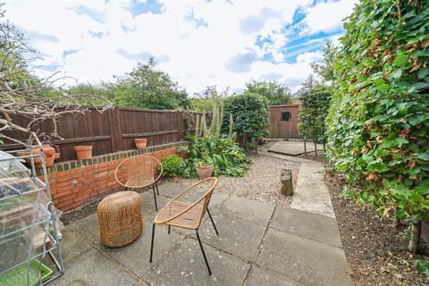 11 Waterloo Road, Leighton Buzzard, LU7 2NR